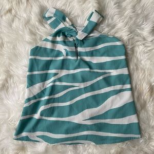 VICI twist tank with keyhole